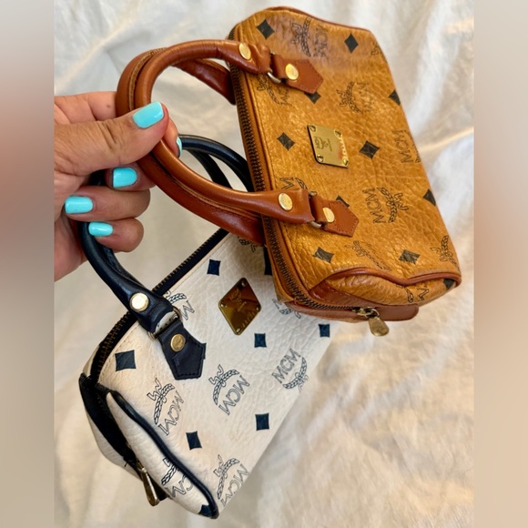 👑✅PRICE FIRM✅ AUTHENTIC MCM Visetos Mini Hand Bags Duo Set - Picture 3 of 17